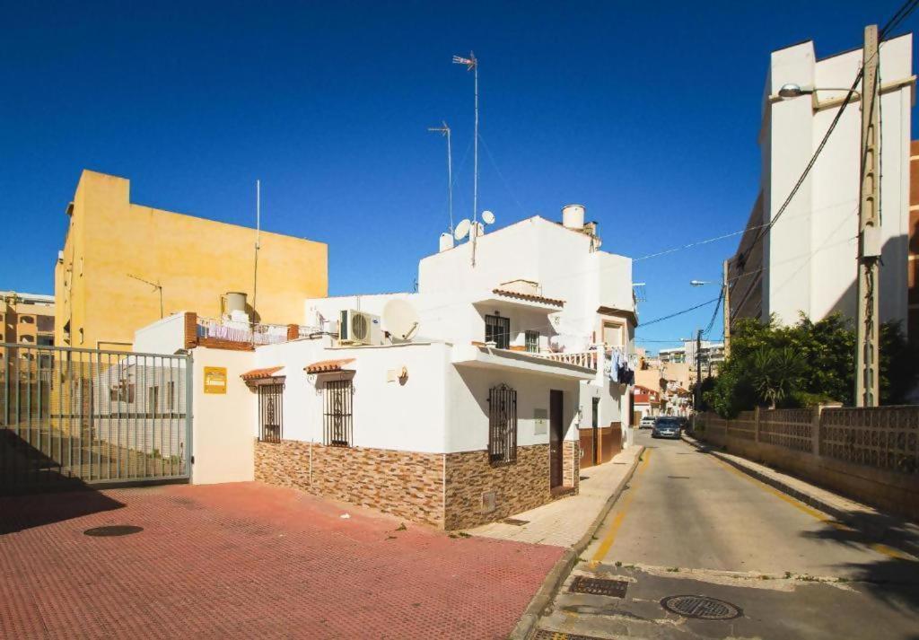 Coqueto Apartamento 50M De Playa Torre Del Mar Bagian luar foto