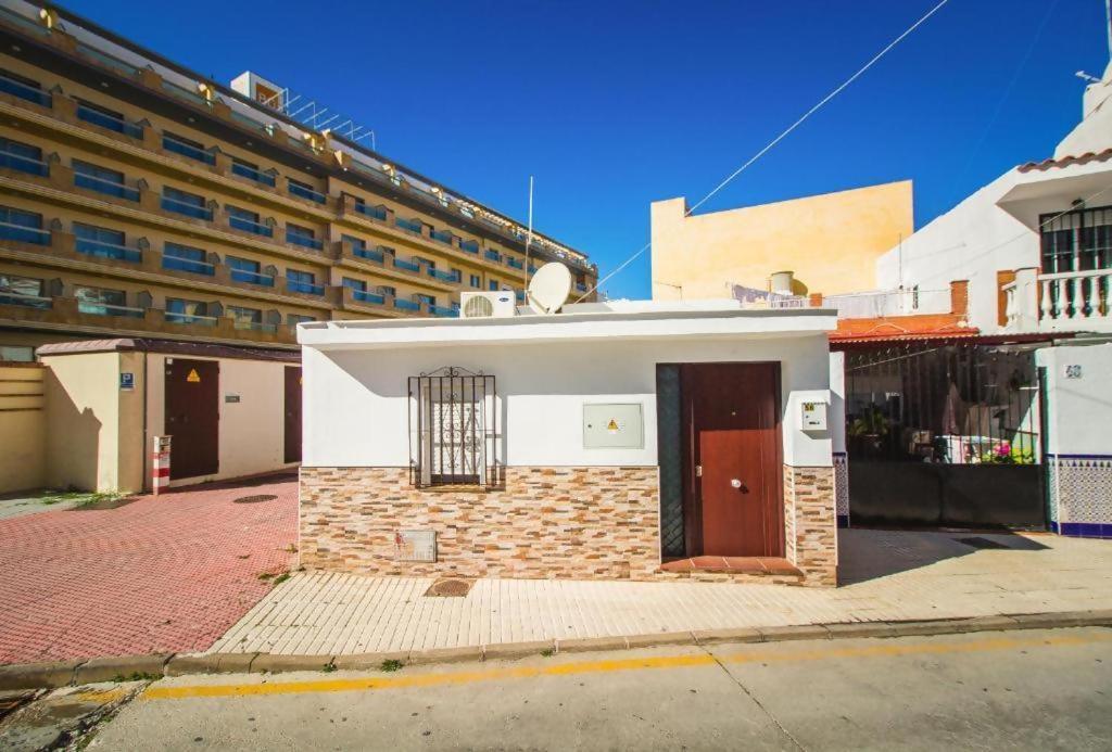 Coqueto Apartamento 50M De Playa Torre Del Mar Bagian luar foto